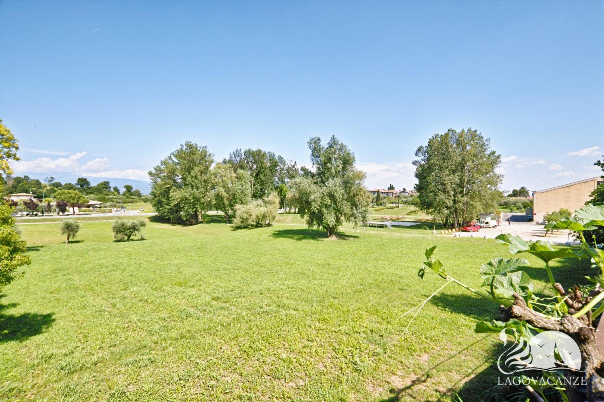 Appartamento Le Campanelle San Felice del Benaco Bagian luar foto